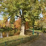 Дом отдыха Romance Au Coeur De / Jardin Public Бордо