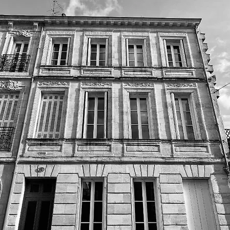 Romance Au Coeur De / Jardin Public Ferienhaus