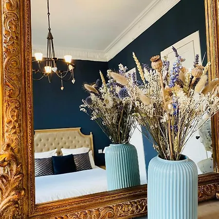 Romance Au Coeur De / Jardin Public Σπίτι διακοπών