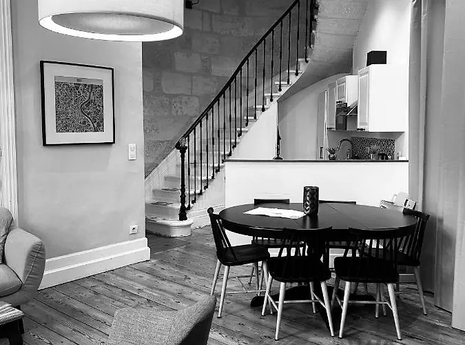 Romance Au Coeur De / Jardin Public *