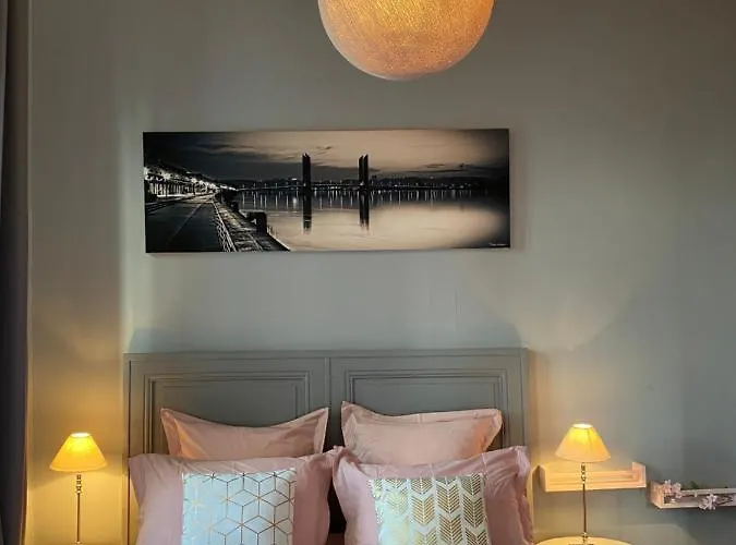 Romance Au Coeur De / Jardin Public *