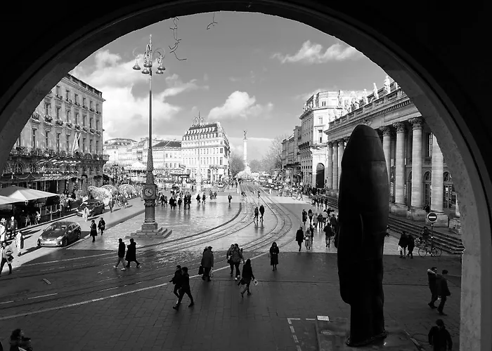 Romance Au Coeur De / Jardin Public Дом отдыха Бордо